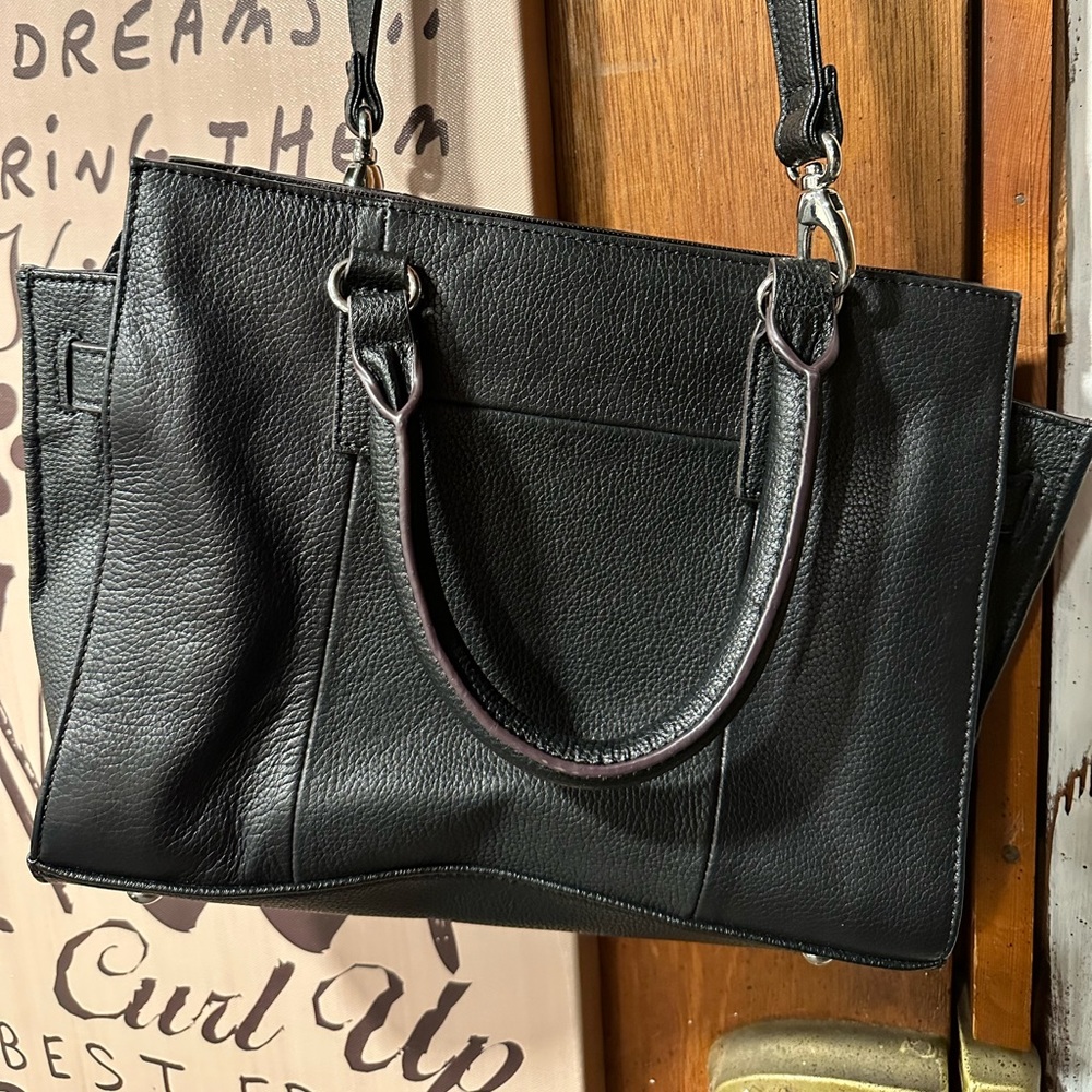 Tignanello crossbody leather hand bag